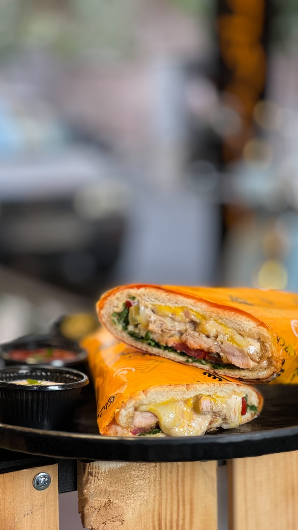 ساندویچ سالانی (شعبه پیروزی)