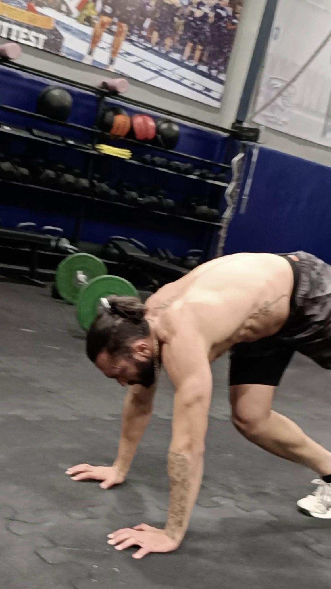 مربی لاغری و کراس فیت بانوان و آقایان