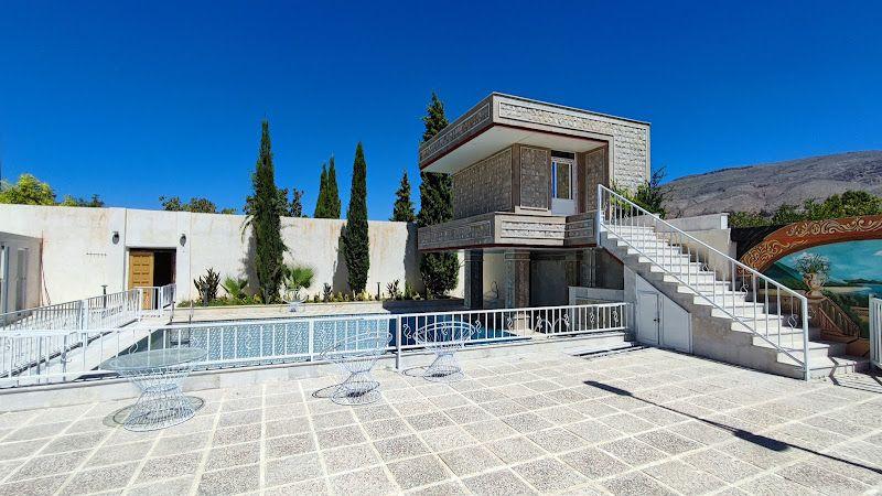 اقامتگاه بوم گردی باغ گل ها