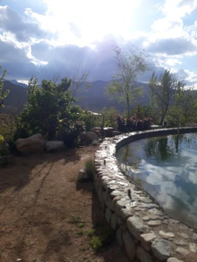 رستوران باغ سنگی