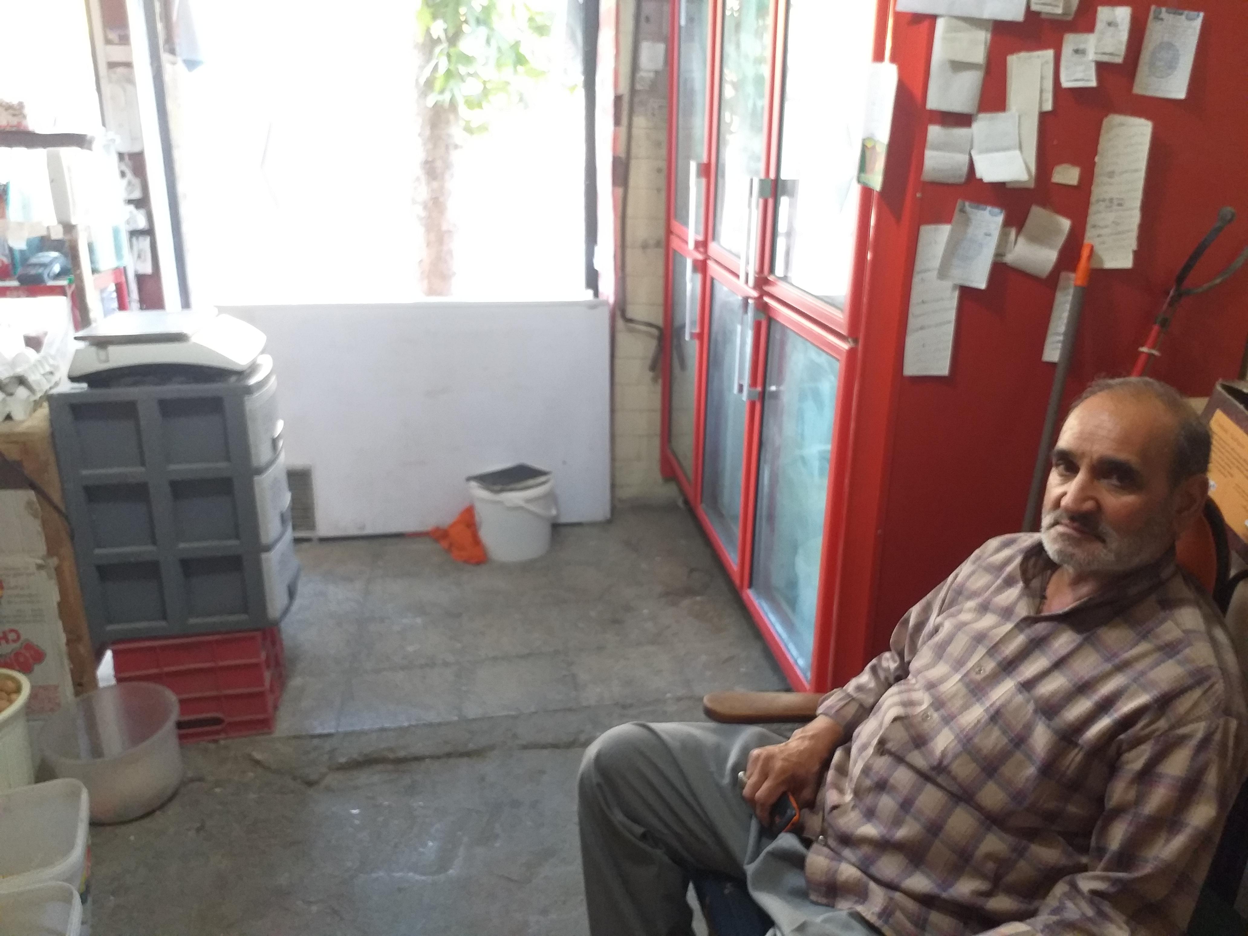 لبنیات طبیعی بیاتانی