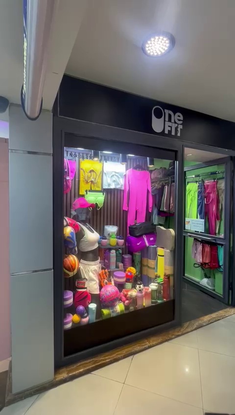 فروشگاه تجهیزات و پوشاک ورزشی وان‌فیت