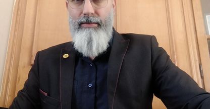 وکیل پایه1وپرسابقه دادگستری محمود پریسوز