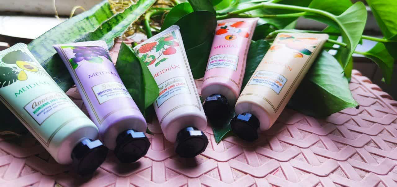 محصولات مراقبتی پوستی رافائل