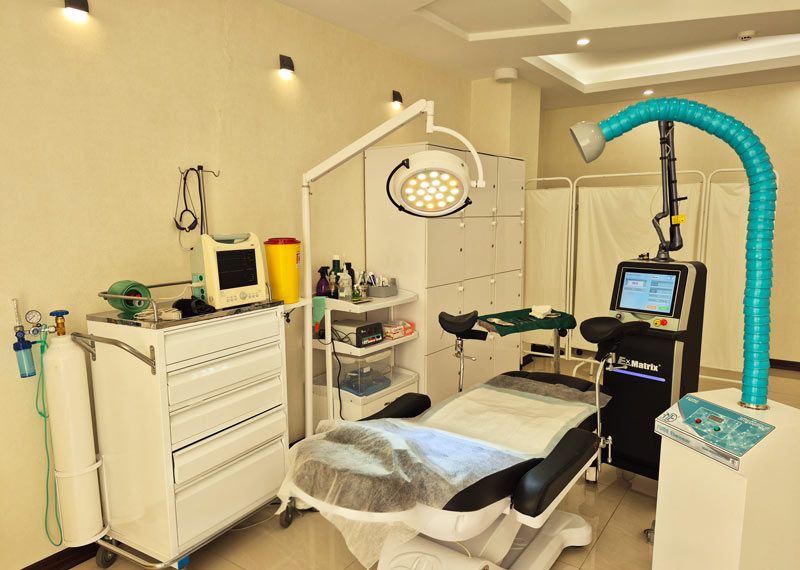 دکتر سعید نجاری فوق تخصص کولورکتال