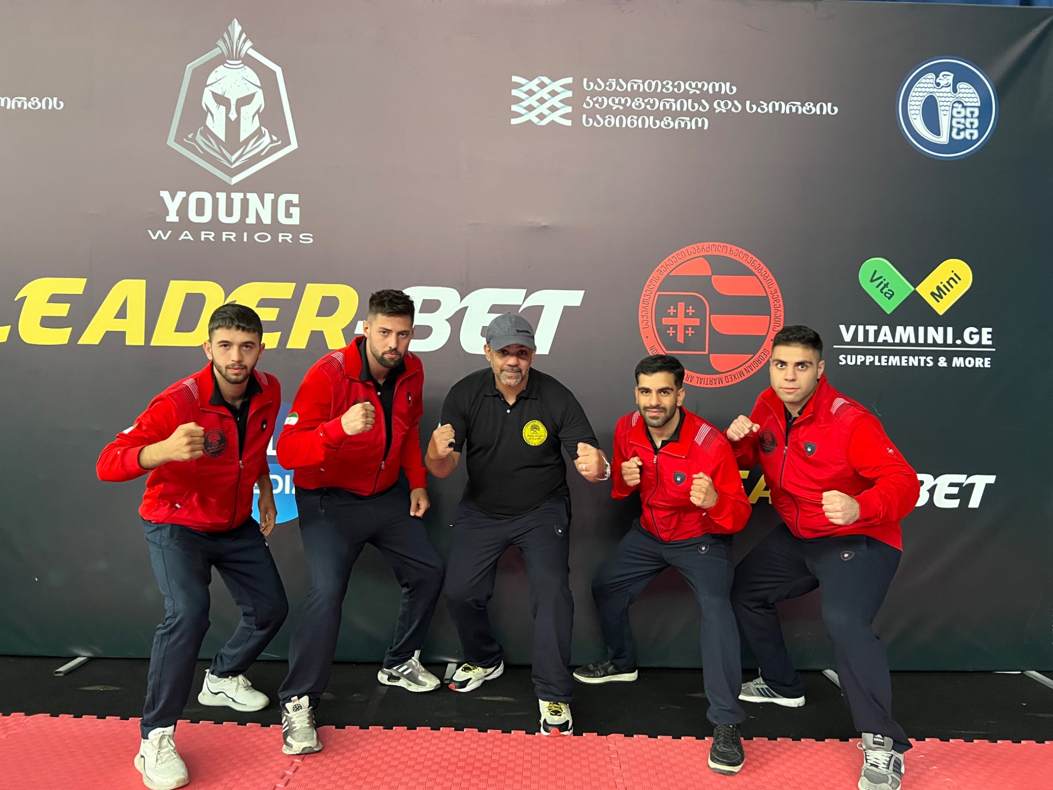 کوشیکی کاراته، کیک بوکسینگ( تدریس خصوصی)