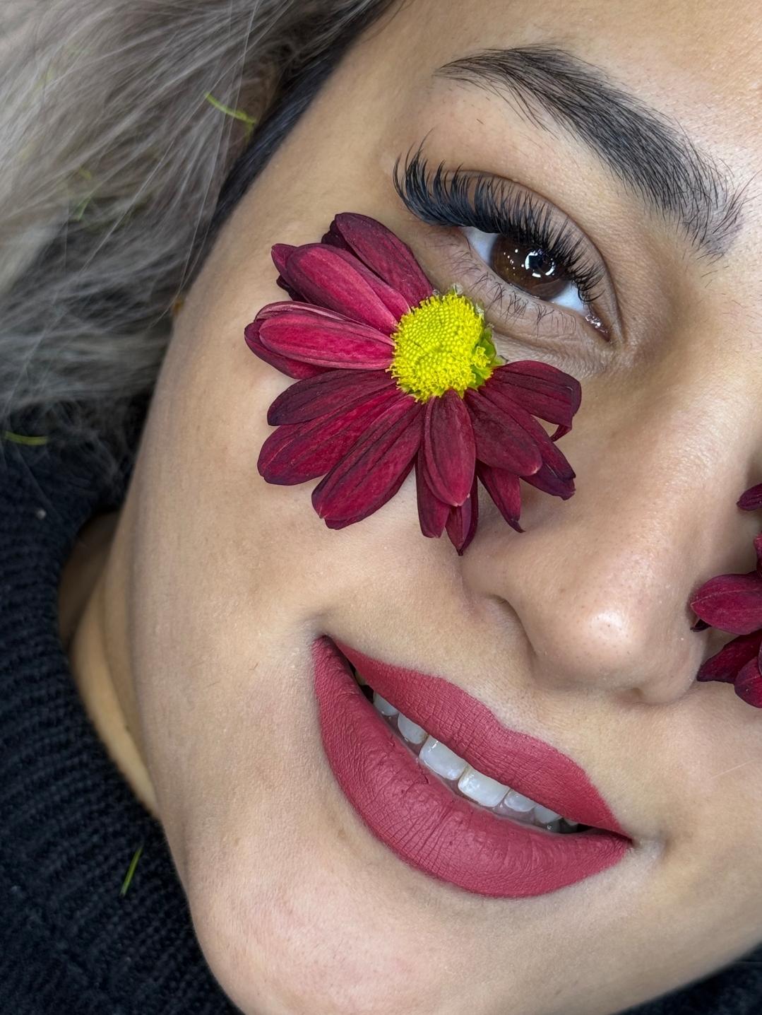 اموزش و خدمات تخصصی مژه