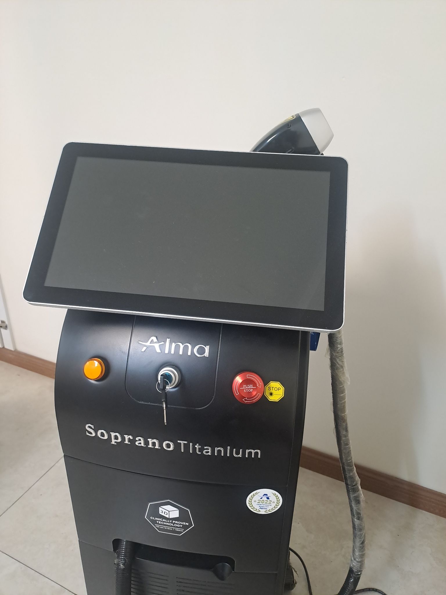 کلینیک زیبایی و مرکز لیزر موی زائد آریسا