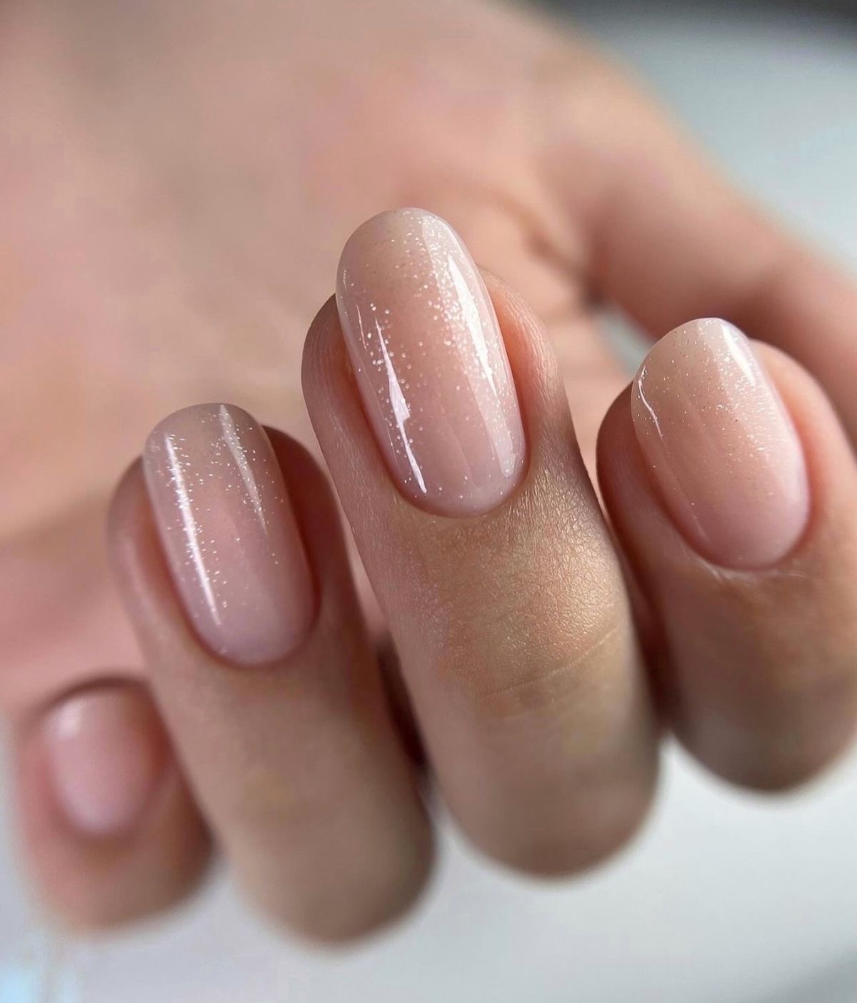 آموزش و خدمات ناخن مهدیه فرهمند