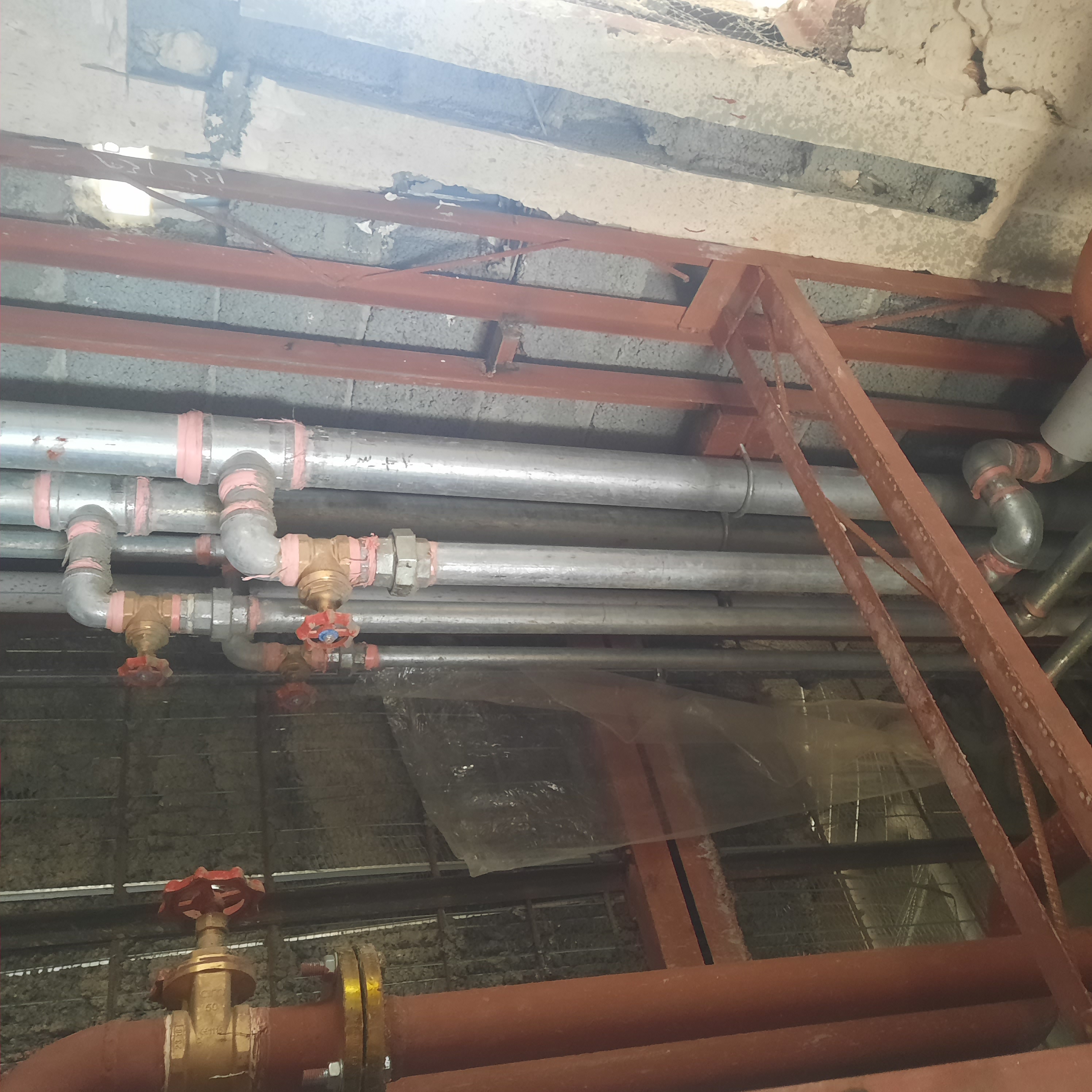 تاسیسات ساختمانی عشقی