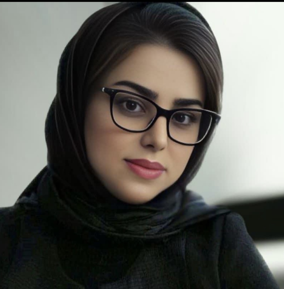 مریم باقری