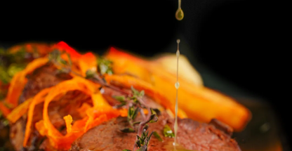 کافه رستوران اسکای لانژ