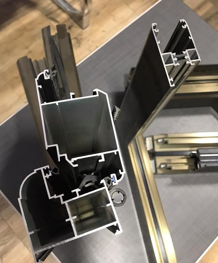 نمایندگی در و پنجره