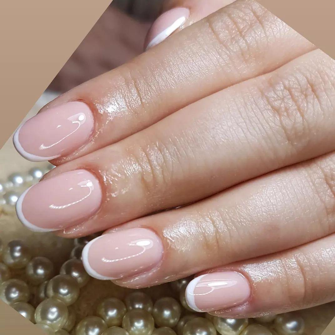 کلیه خدمات ناخن آذین