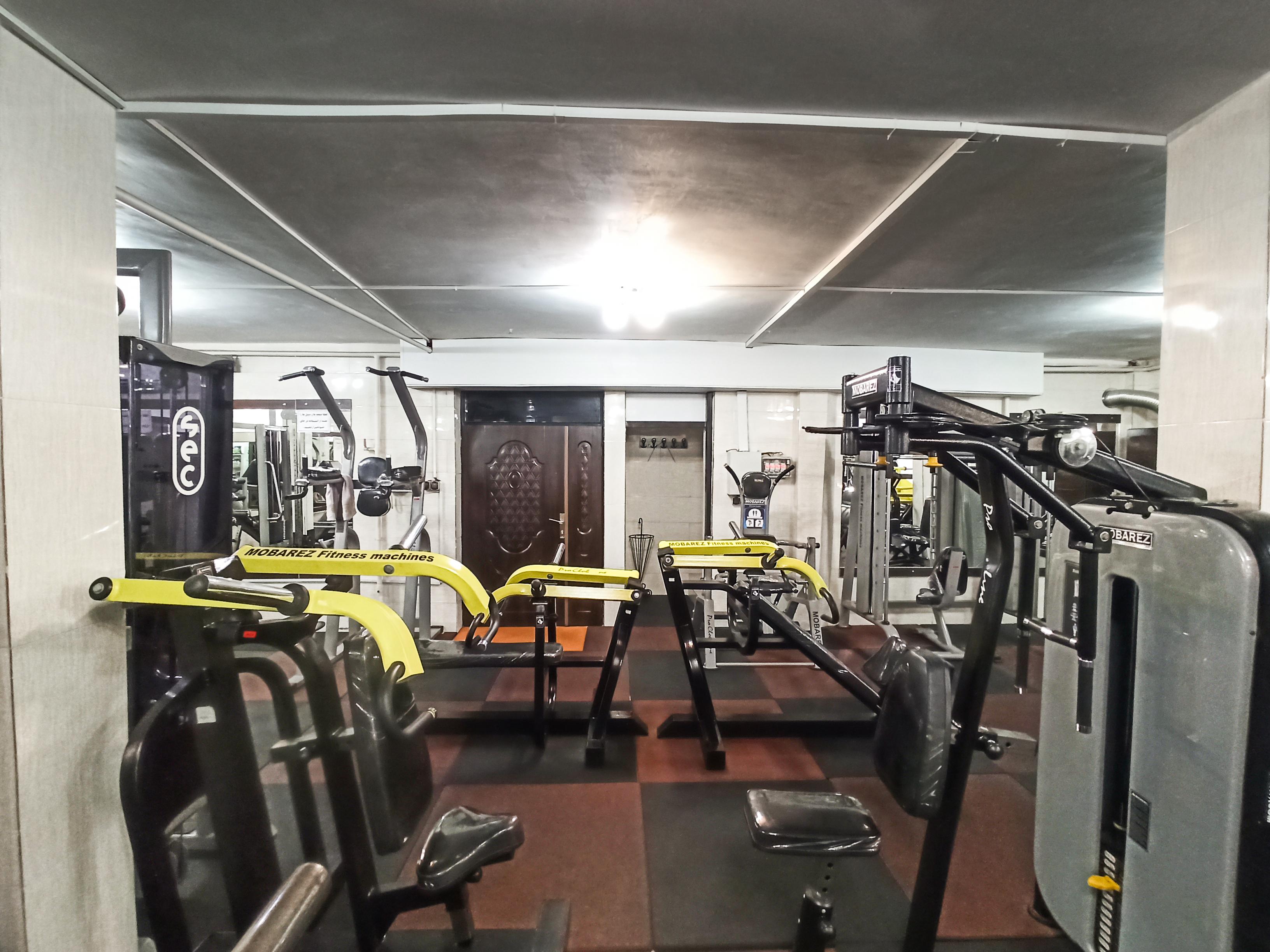 باشگاه بدنسازی تِتا