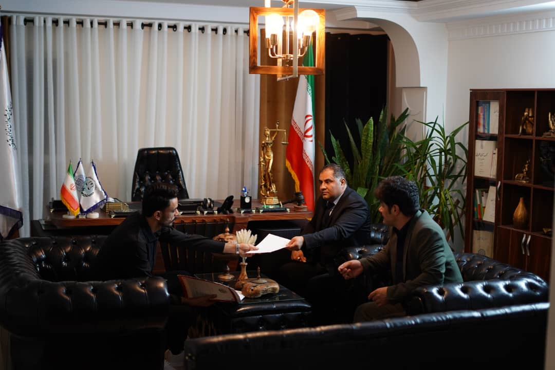 وکیل پایه یک دادگستری علی حبیبی