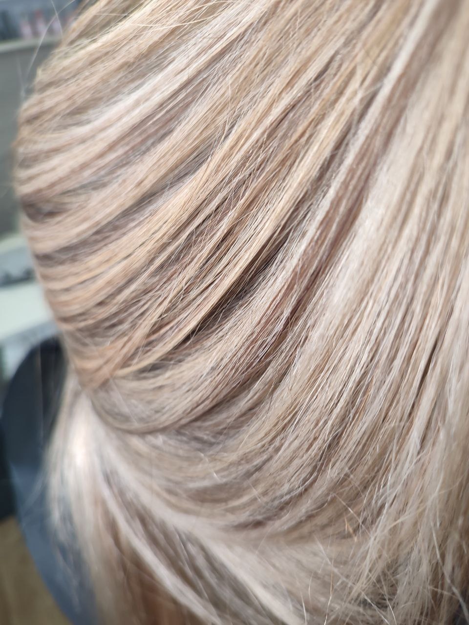 سالن زیبایی گل نرگس