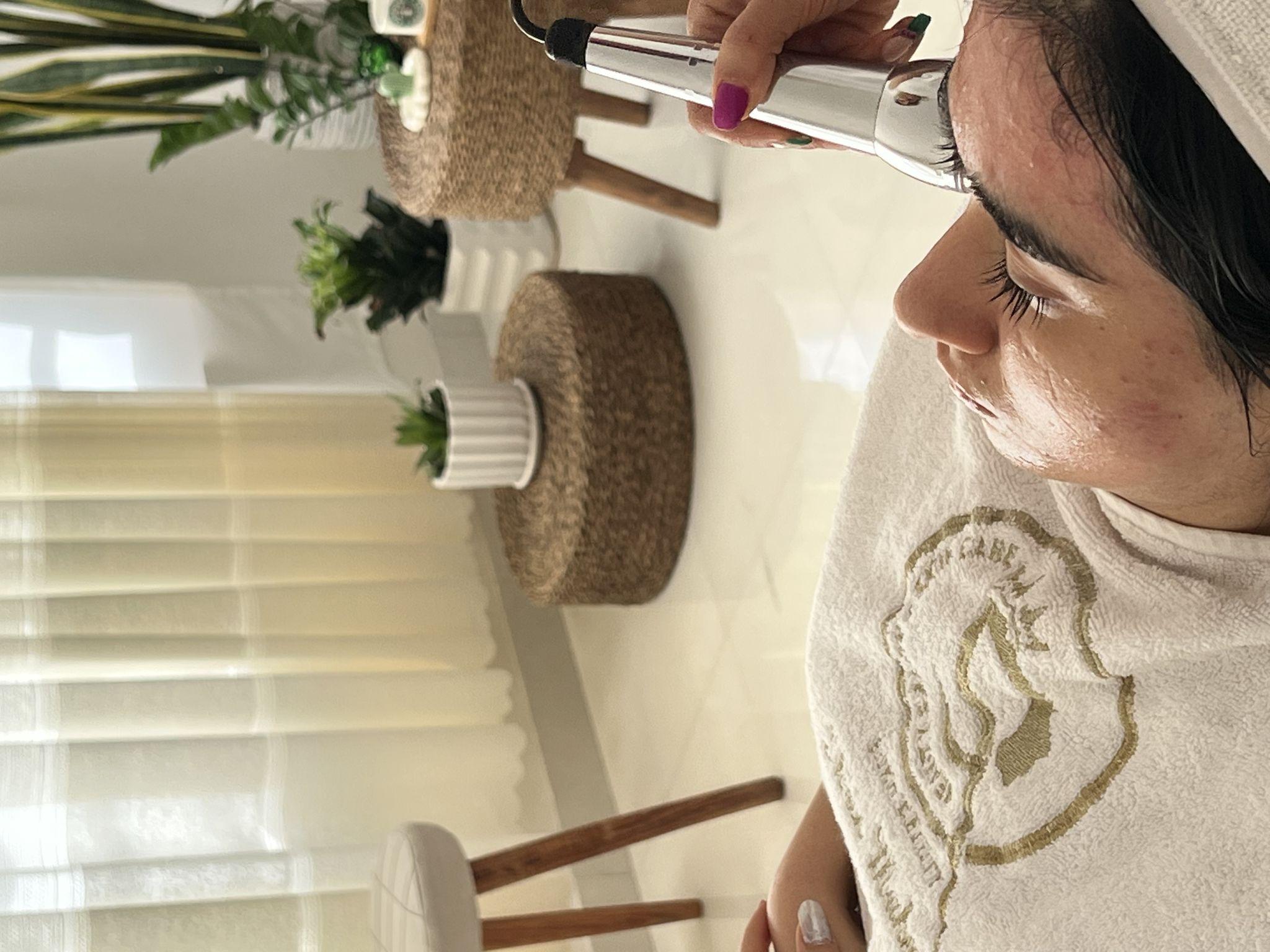 کلینیک زیبایی شیرین