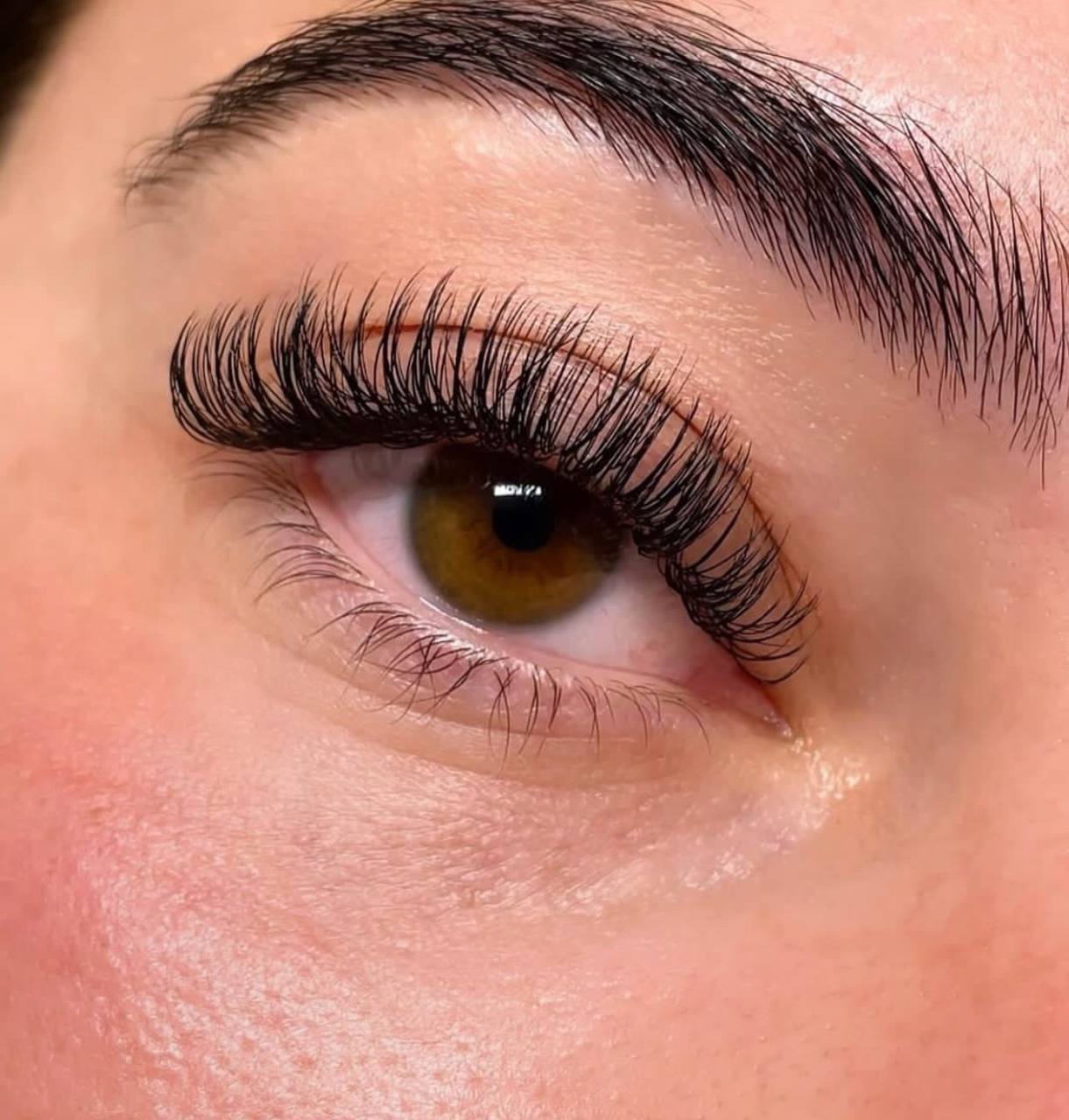 سالن زيبايي منصوره