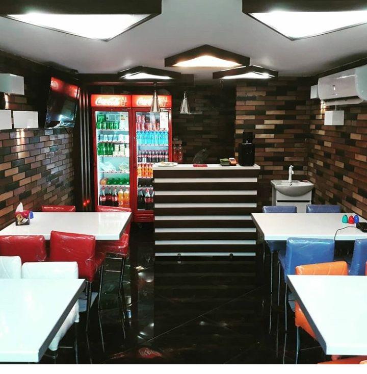 پیتزا میزبان