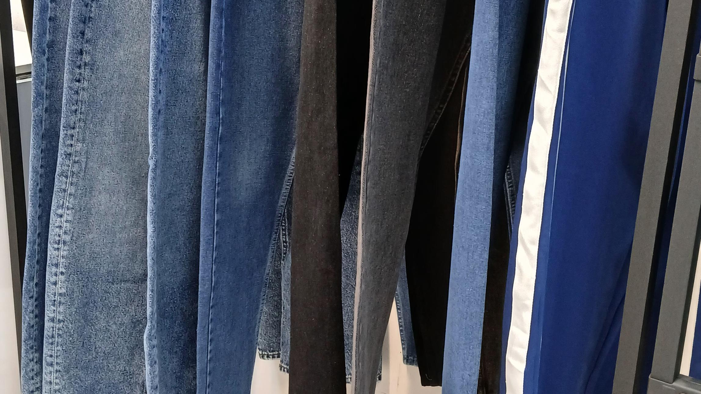 کارگاه و مزون ماه نسا