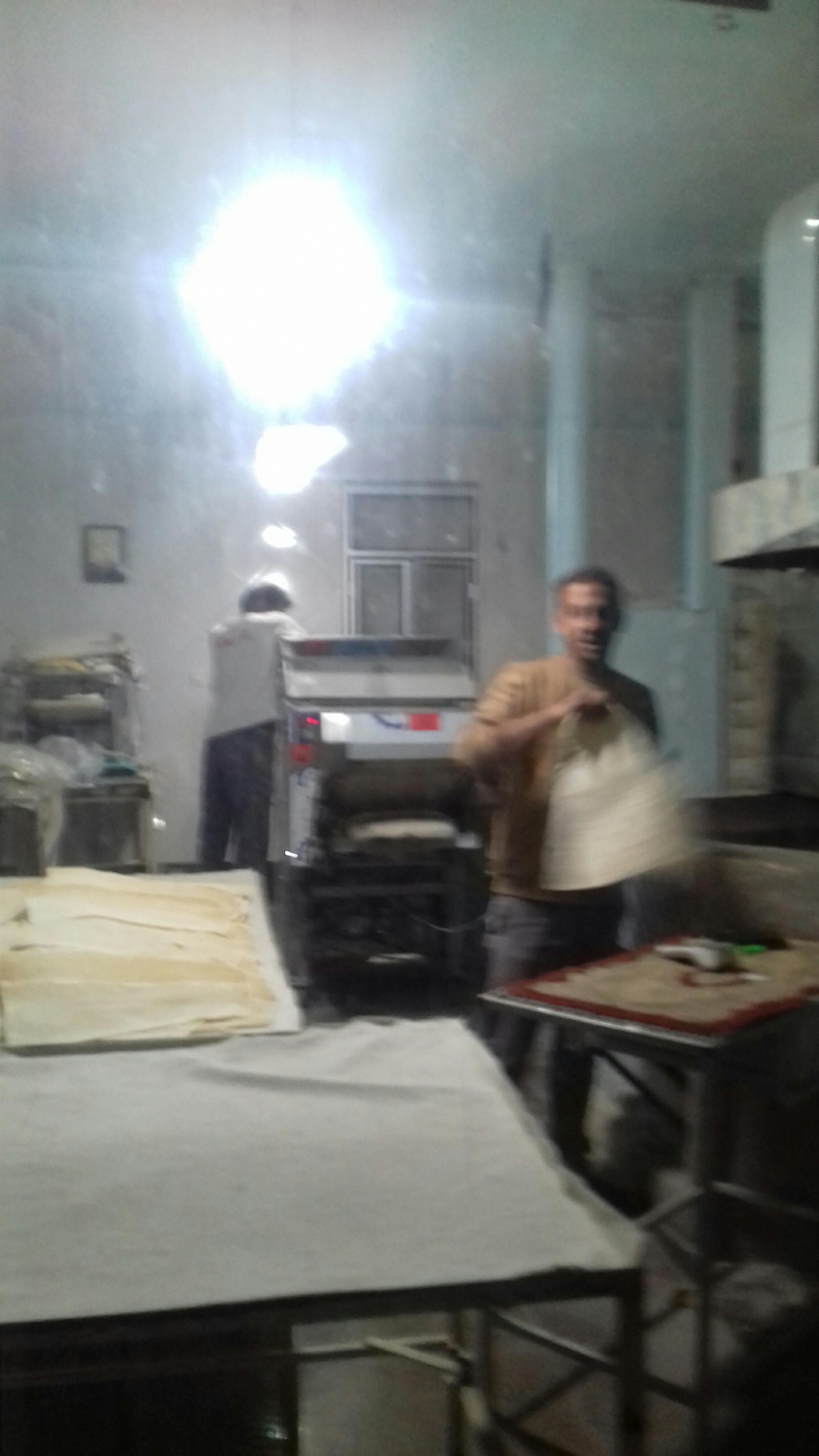 نانوایی لواشی ک باب الحوائج چاه اسماعیل