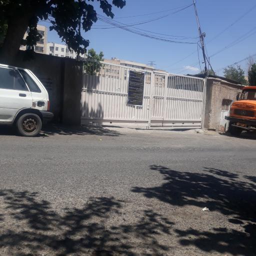 پارکینگ سفیر شرق