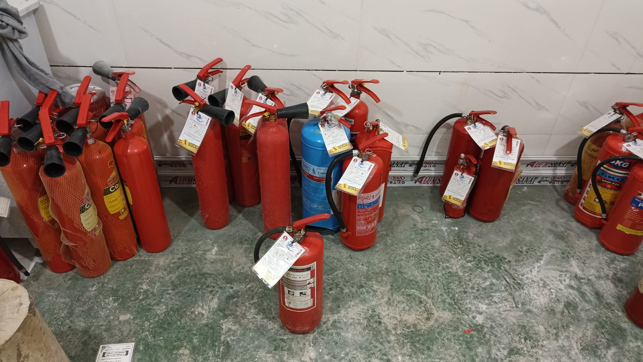 شارژ کپسول آتش نشانی  ایمن پوشش پاسارگاد