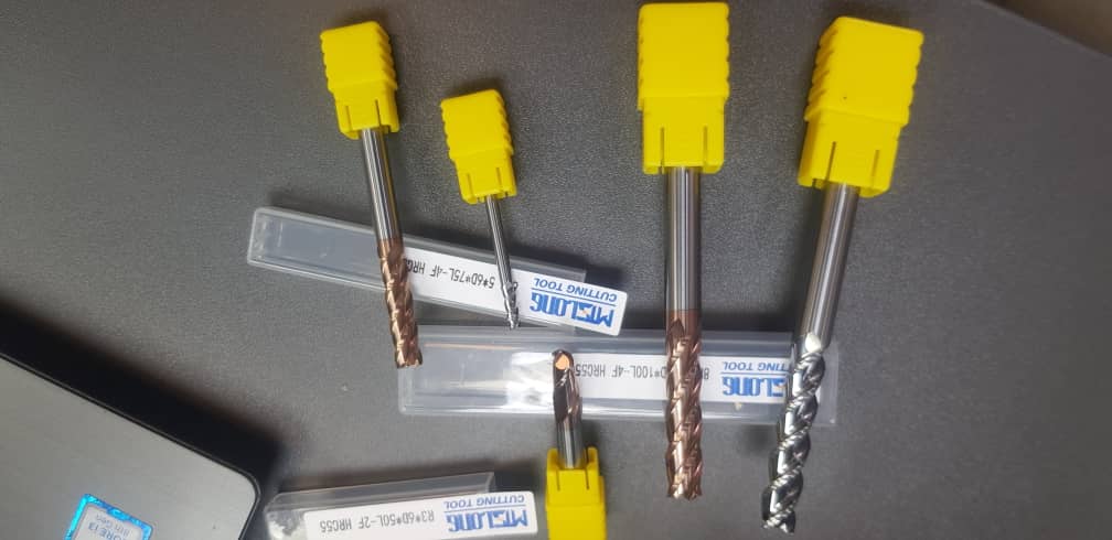 ابزار الات تراشکاری برزگری