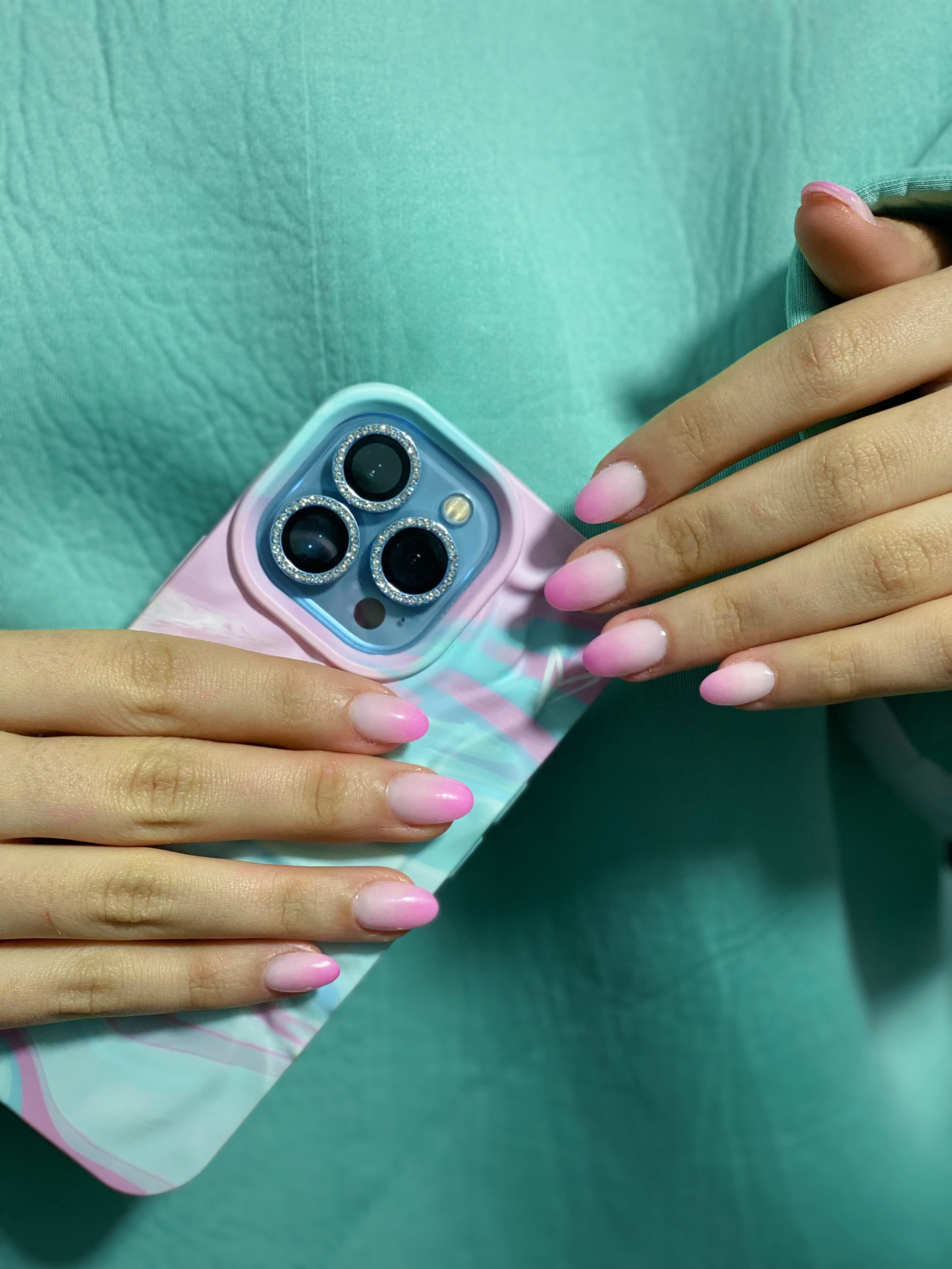 خدمات ناخن آرزو خانزاده