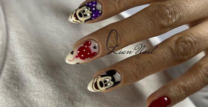 سالن زیبایی vip عمارت سفید