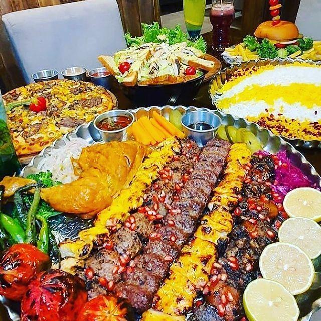 کافه و سفره خانه نارونی