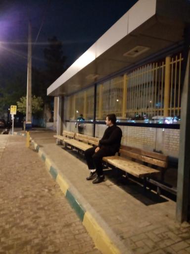 ایستگاه اتوبوس ولی عصر (عج) 20