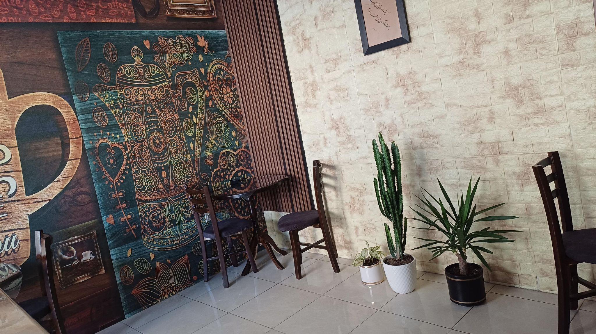 کافه آنی لی