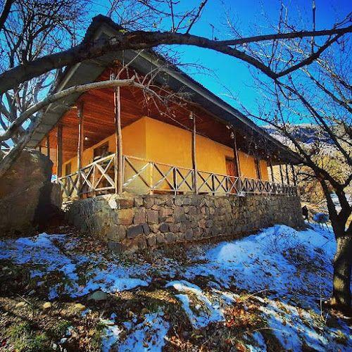 اقامتگاه بوم گردی سی سن