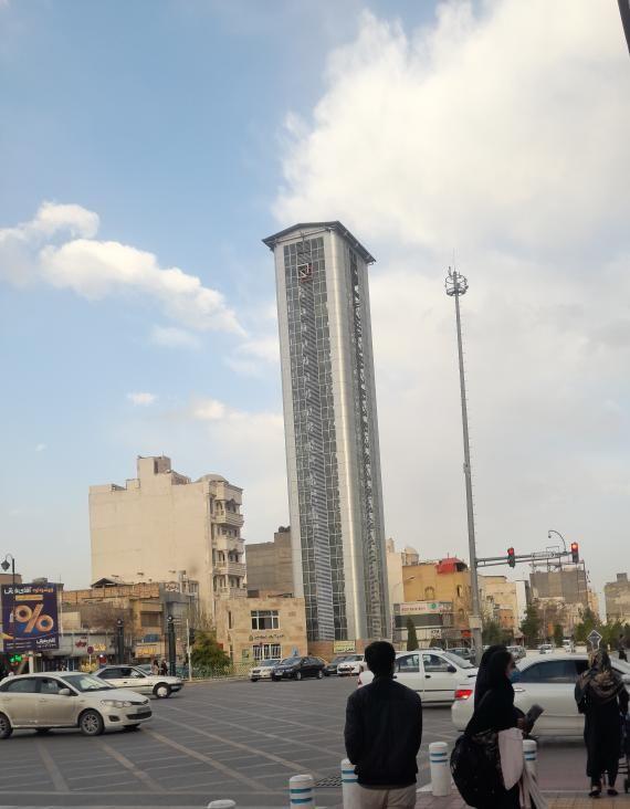 پارکینگ طبقاتی آزادشهر