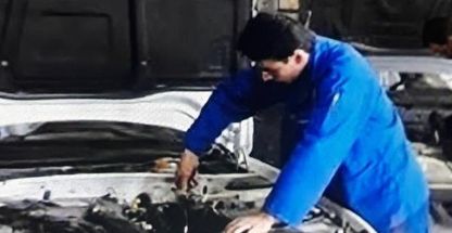 خدمات امداد خودرو مکانیک سیار جرثقیل یدک کش کفی خودروبر