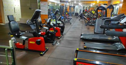 باشگاه بدنسازی درخشان