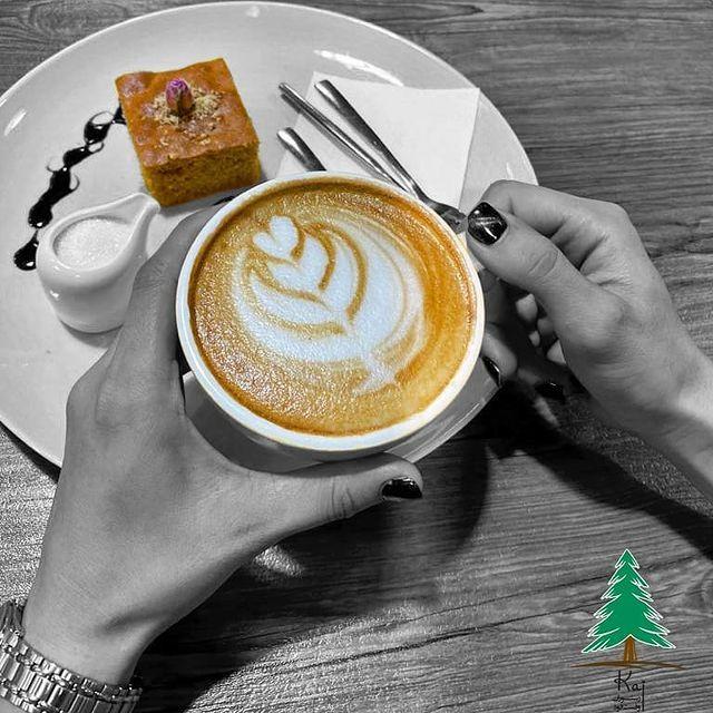 رستوران و فست فود کاج