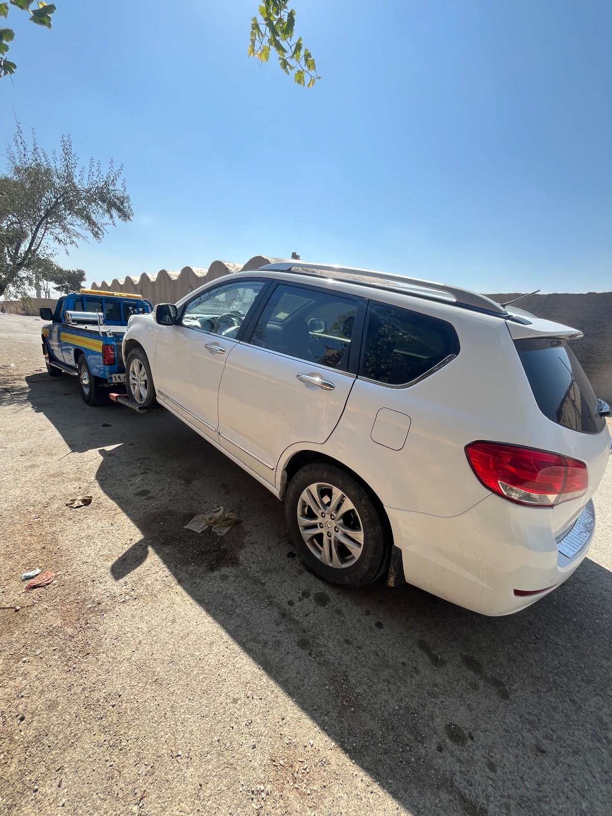 امداد خودرو و یدک کش
