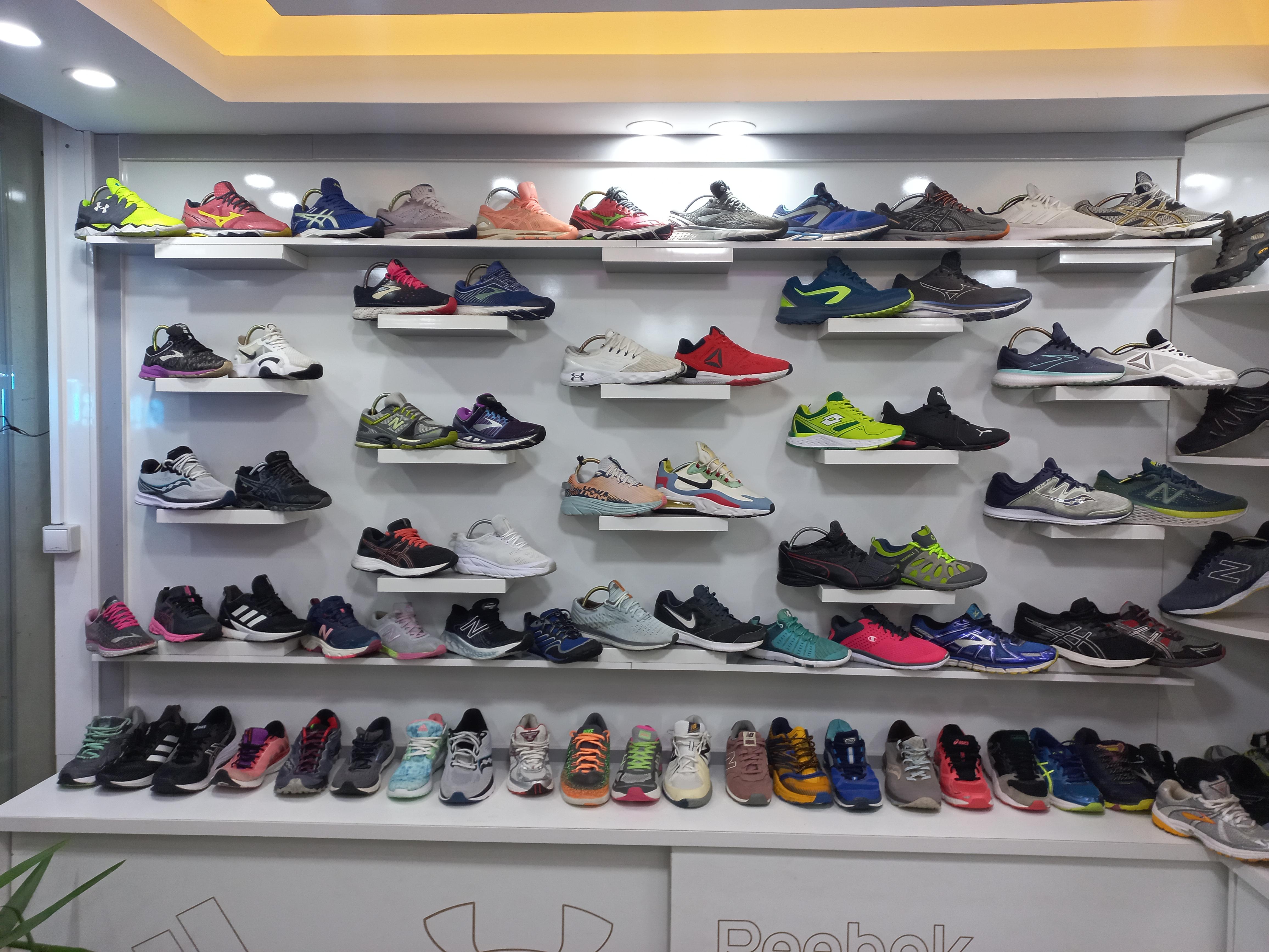 کتونی تانا مارکت