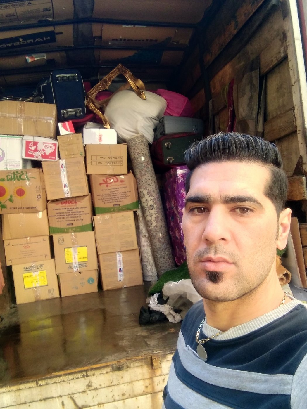 اتوبار، کامیون مخصوص لوازم منزل شفیق