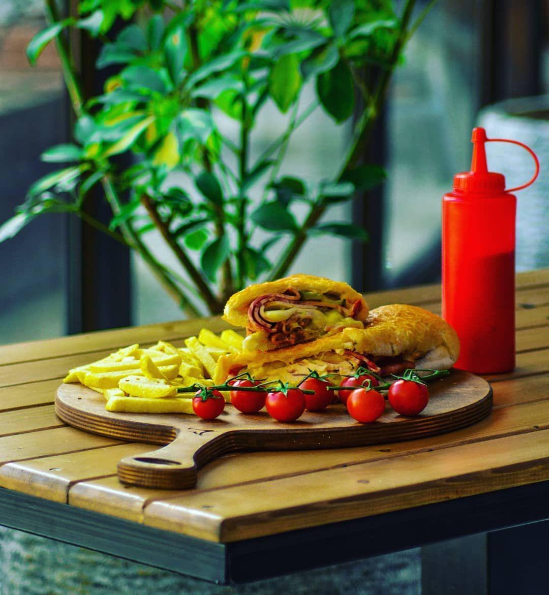 فست فود کاوان