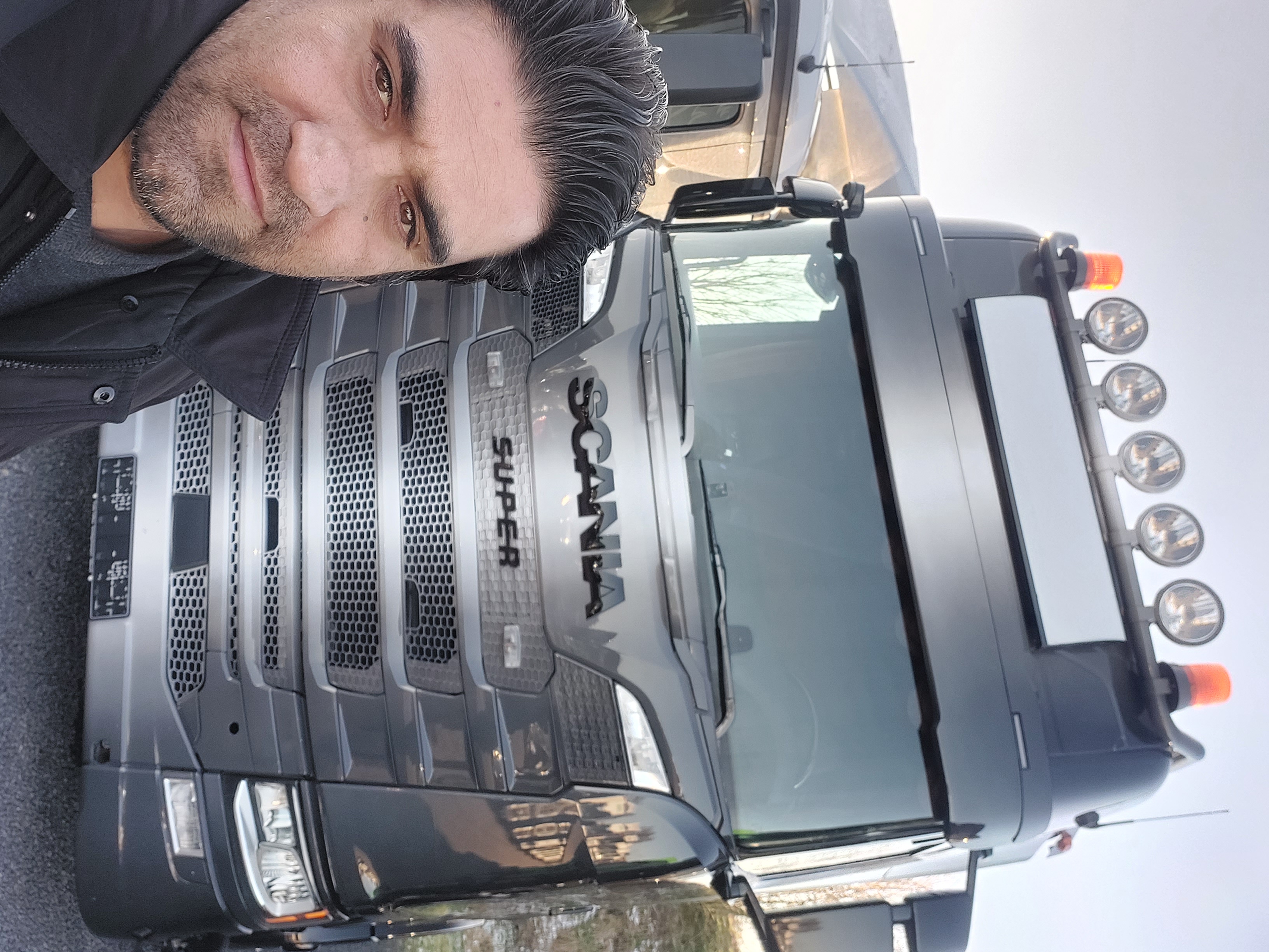 تعمیرگاه تخصصی اسکانیا محمود زارع