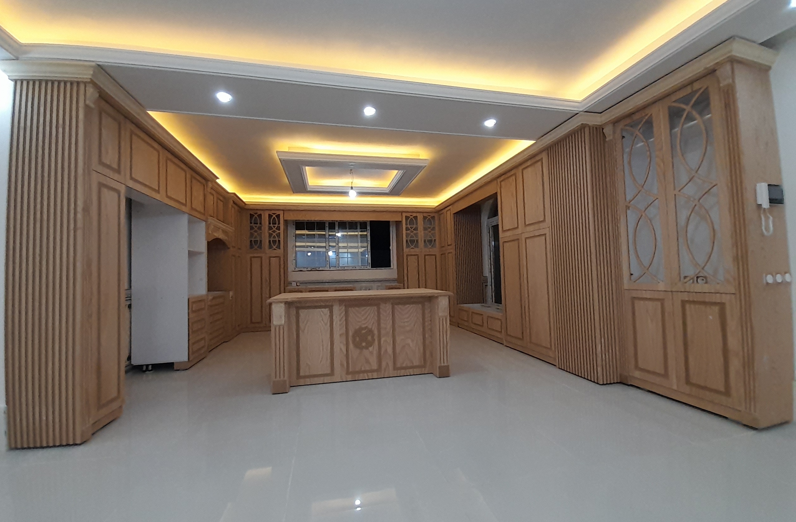 طراح و مجری دکوراسیون داخلی اروین چوب