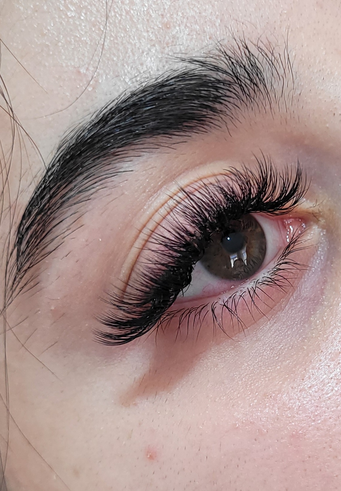 خدمات تخصصی ناخن و کاشت مژه اکرم نقی لو