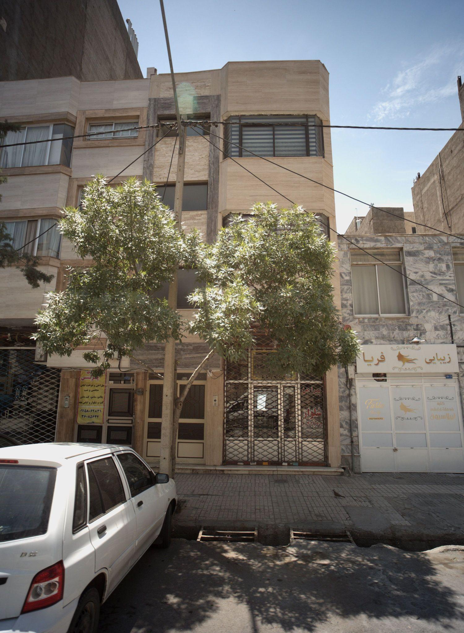 فروشگاه پوشاک