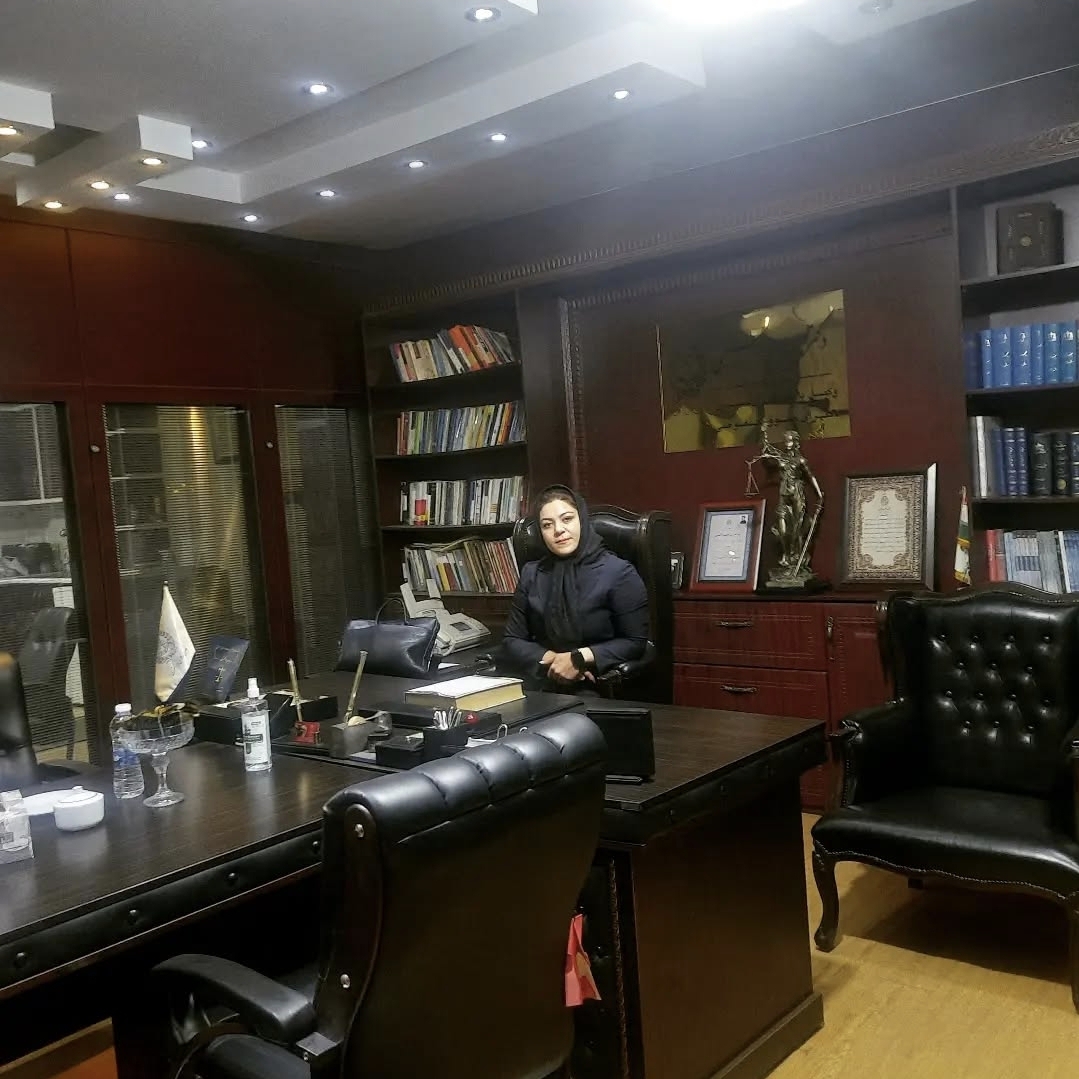 وکیل دادگستری سارا ابراهیمی