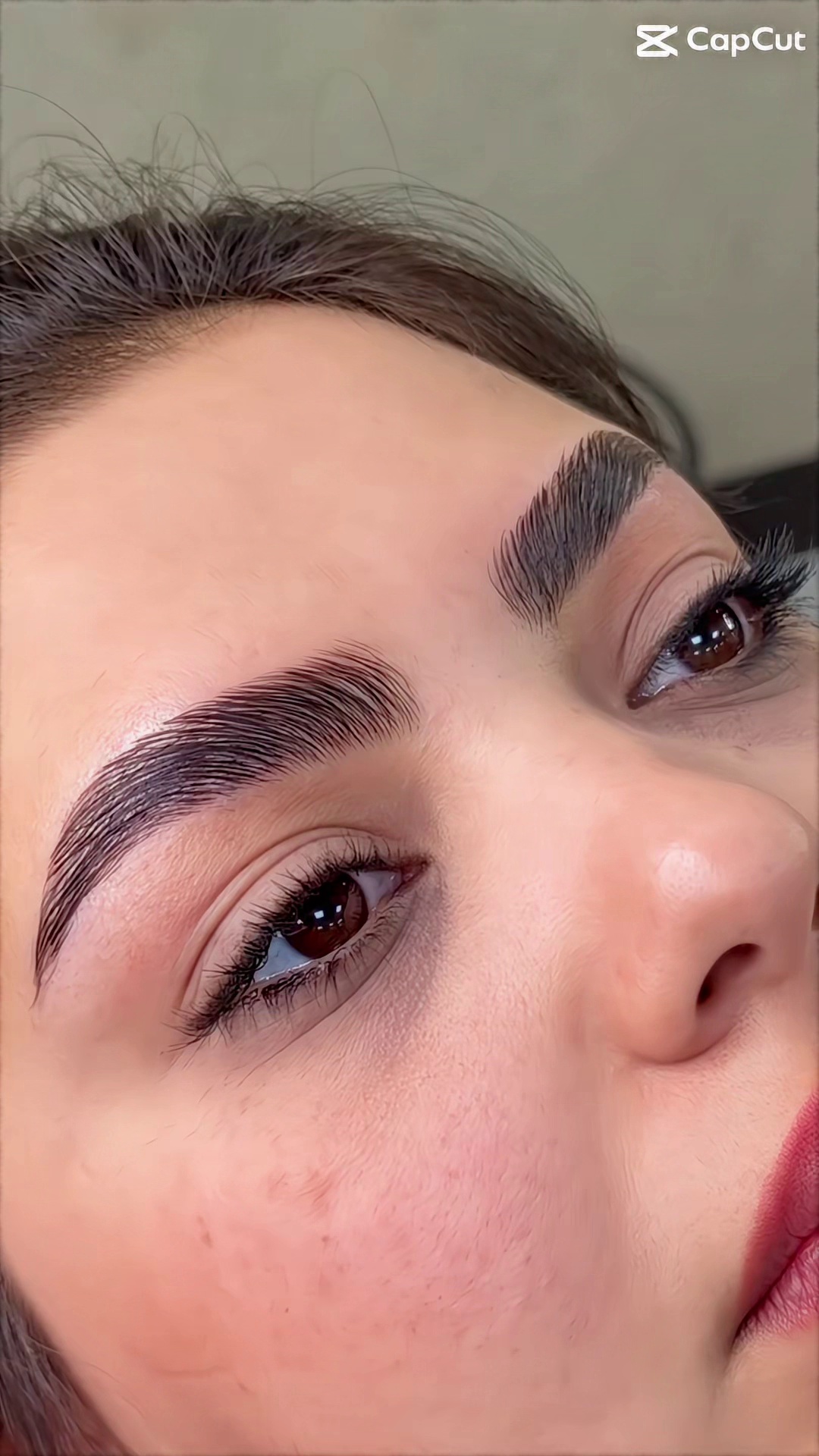 خدمات لیفت تخصصی مژه و ابرو مرجان