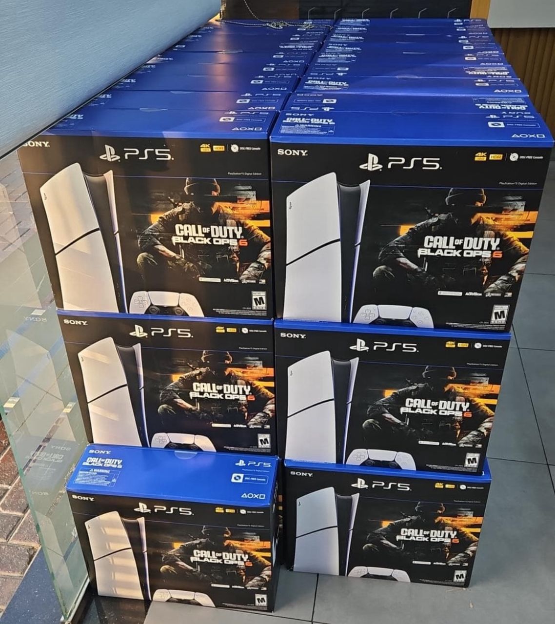 مرکز کامپیوتر وموبایل دانش فردا